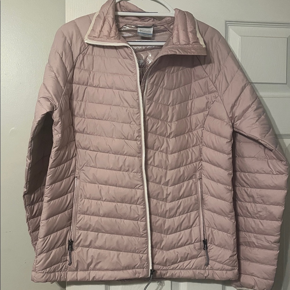 Columbia Women's Puffer Jacket - Light Pink